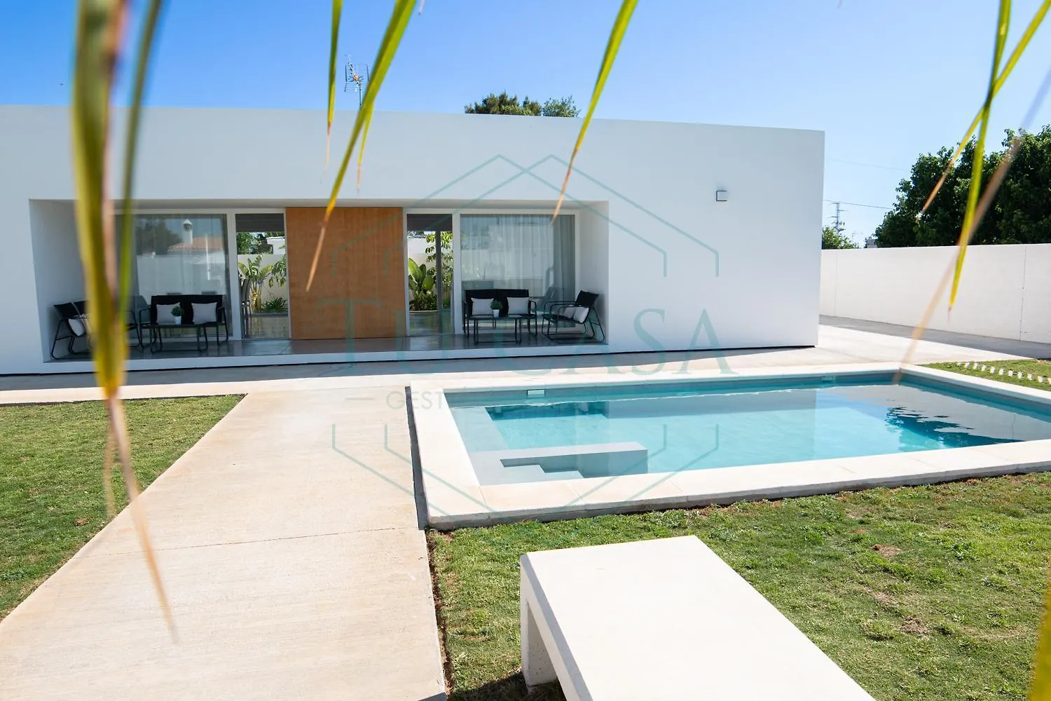 Villa Aurea contacts