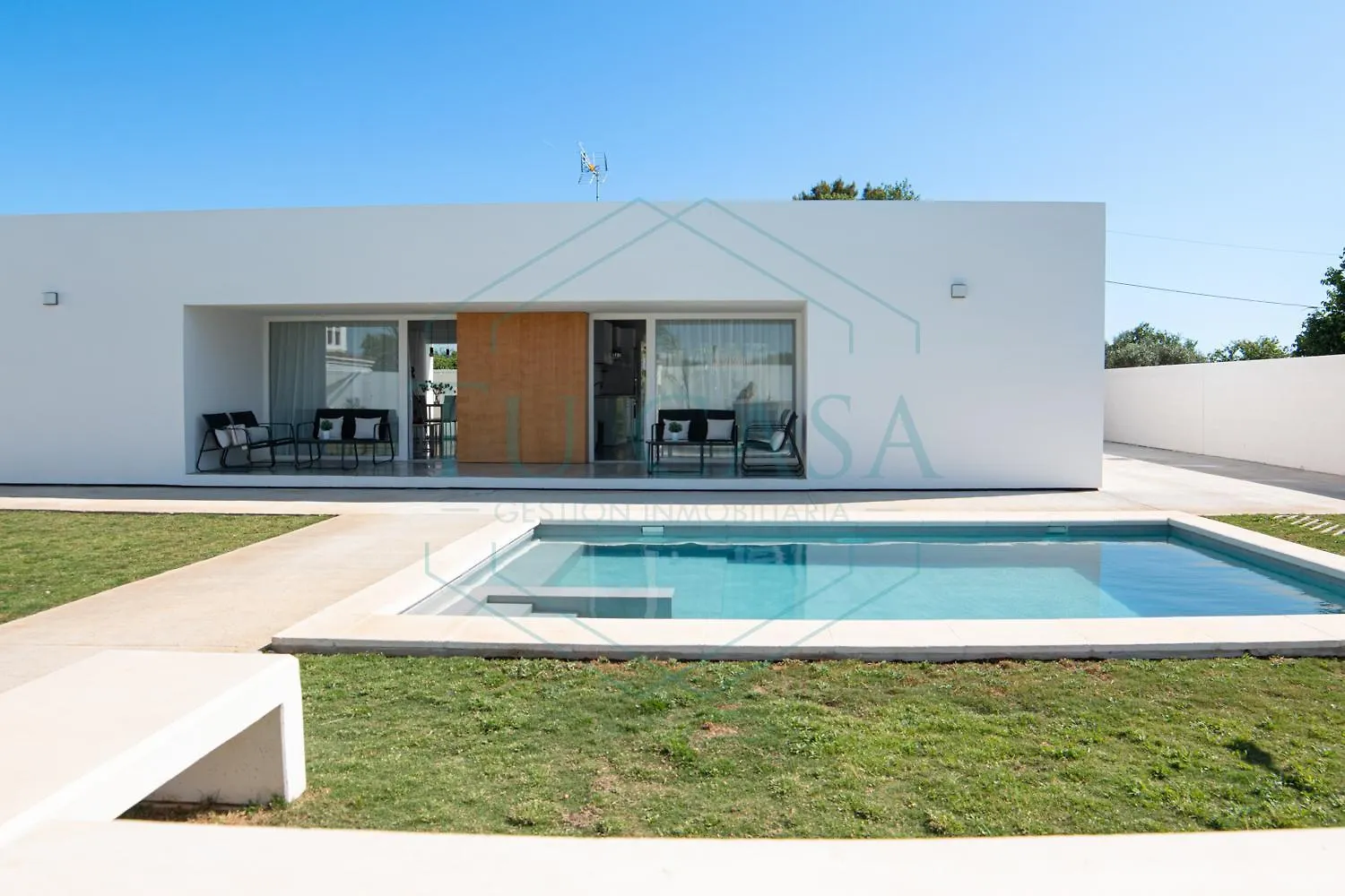 Villa Aurea Chiclana de la Frontera 0*,  Spain